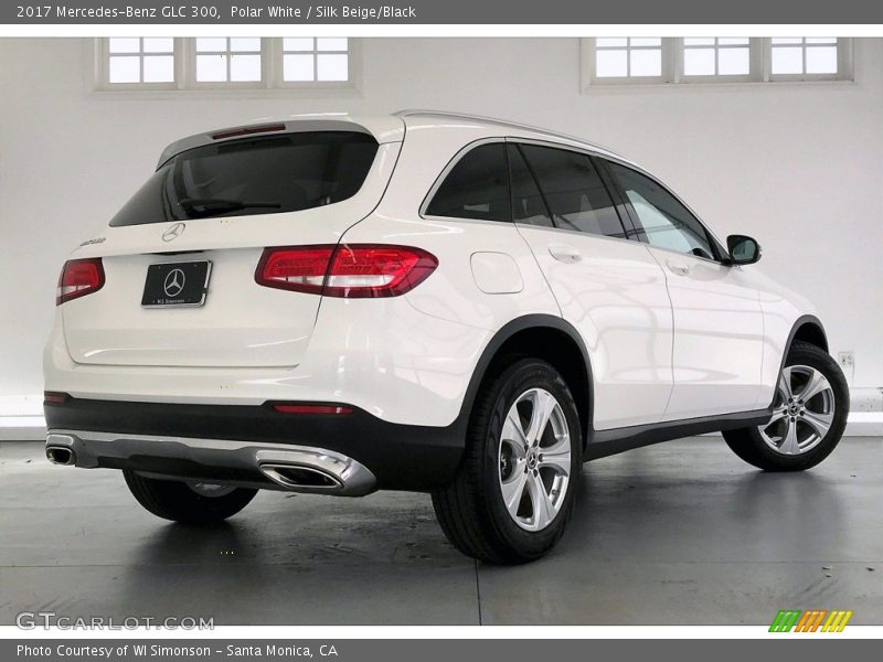 Polar White / Silk Beige/Black 2017 Mercedes-Benz GLC 300