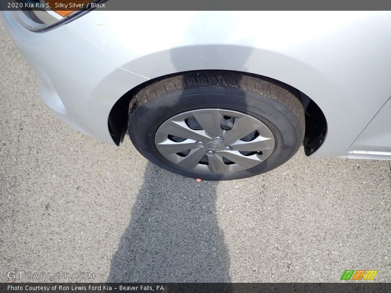 Silky Silver / Black 2020 Kia Rio S