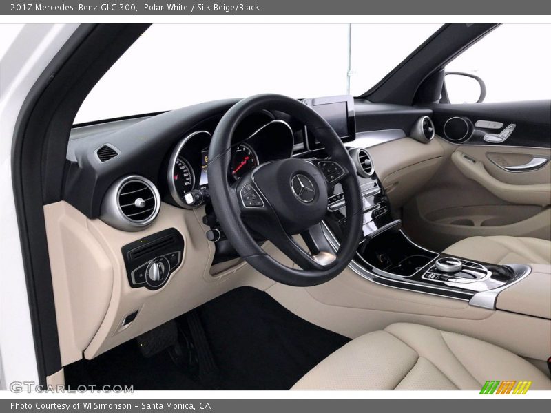 Polar White / Silk Beige/Black 2017 Mercedes-Benz GLC 300