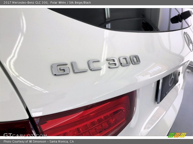 Polar White / Silk Beige/Black 2017 Mercedes-Benz GLC 300