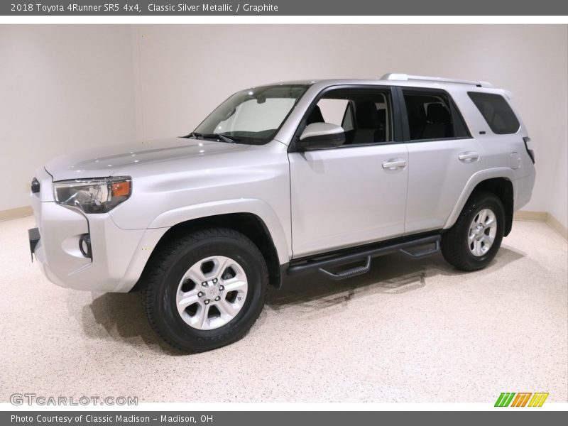 Classic Silver Metallic / Graphite 2018 Toyota 4Runner SR5 4x4