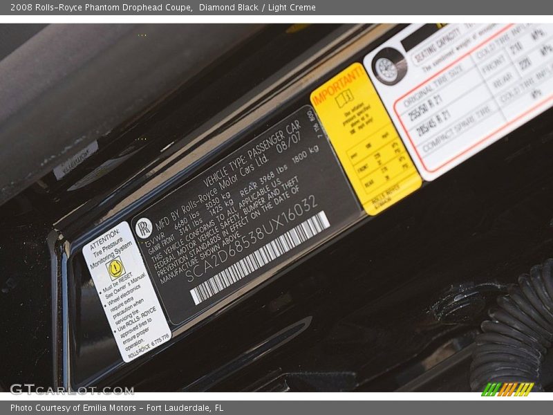Diamond Black / Light Creme 2008 Rolls-Royce Phantom Drophead Coupe