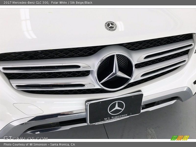 Polar White / Silk Beige/Black 2017 Mercedes-Benz GLC 300