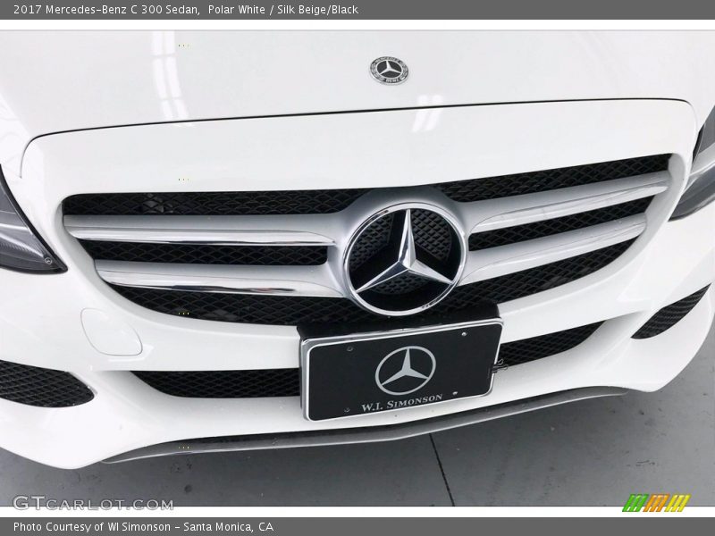 Polar White / Silk Beige/Black 2017 Mercedes-Benz C 300 Sedan