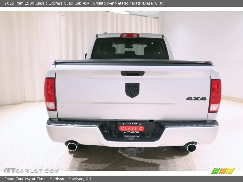 Bright Silver Metallic / Black/Diesel Gray 2019 Ram 1500 Classic Express Quad Cab 4x4