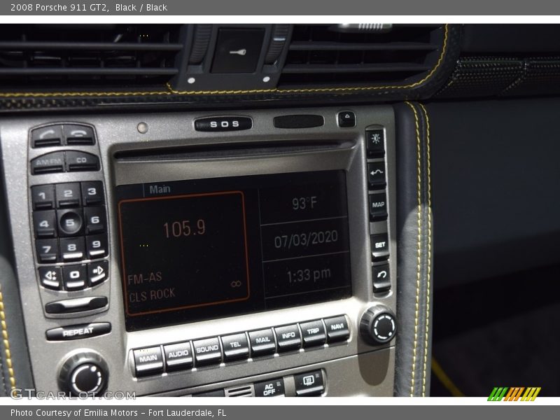 Controls of 2008 911 GT2