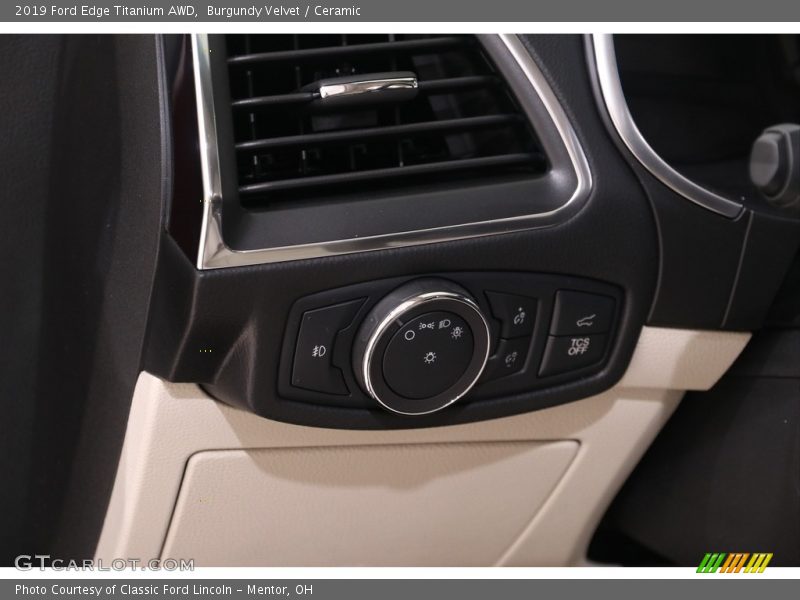 Burgundy Velvet / Ceramic 2019 Ford Edge Titanium AWD