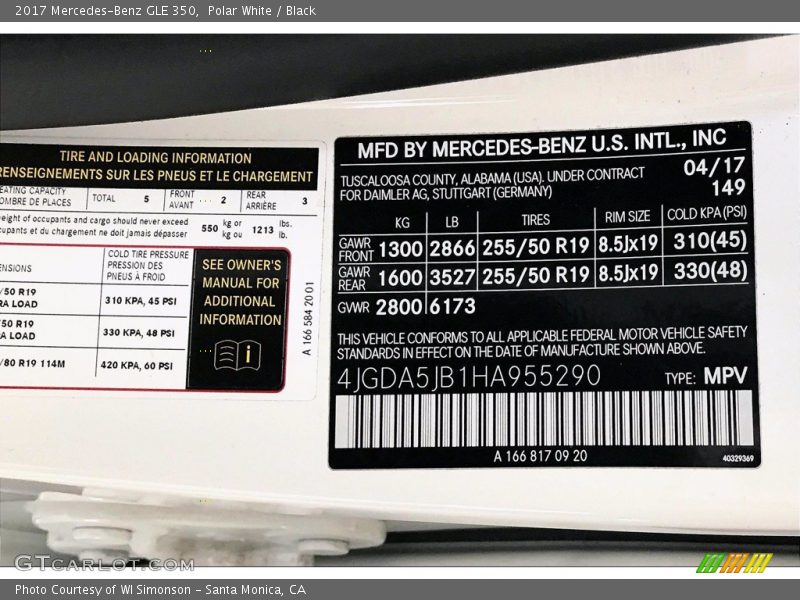 Polar White / Black 2017 Mercedes-Benz GLE 350