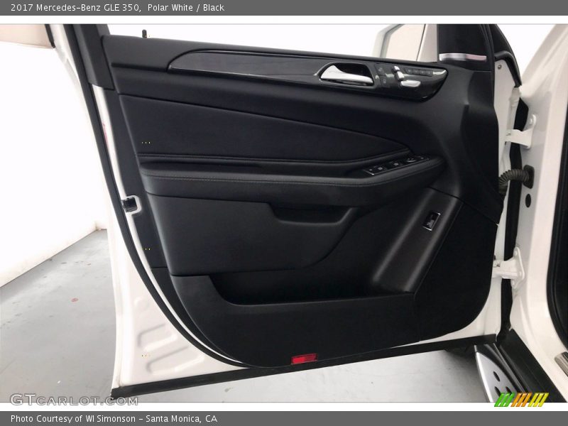 Polar White / Black 2017 Mercedes-Benz GLE 350