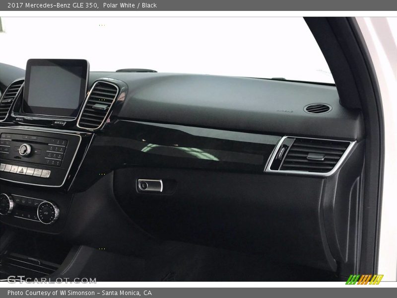 Polar White / Black 2017 Mercedes-Benz GLE 350