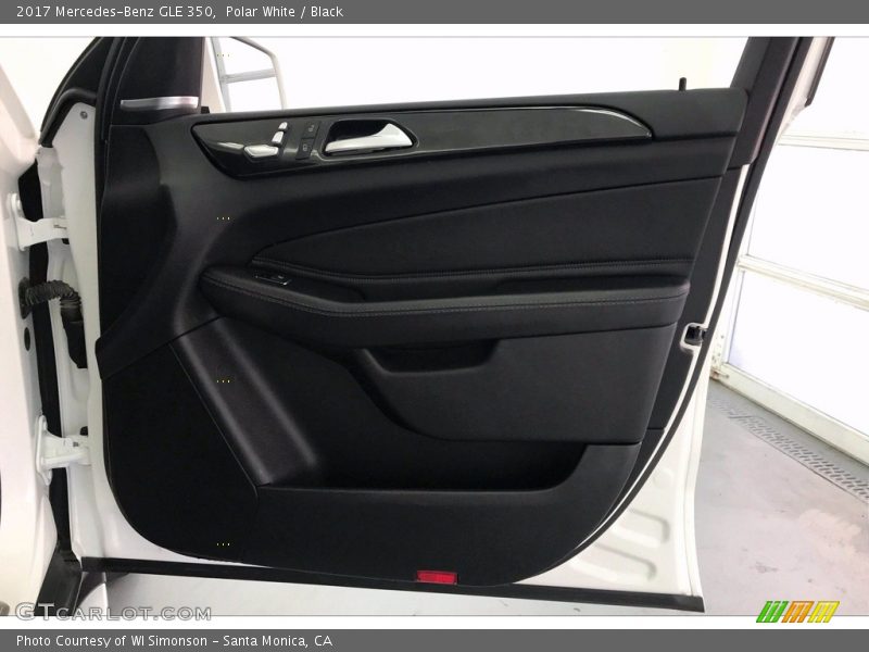 Polar White / Black 2017 Mercedes-Benz GLE 350