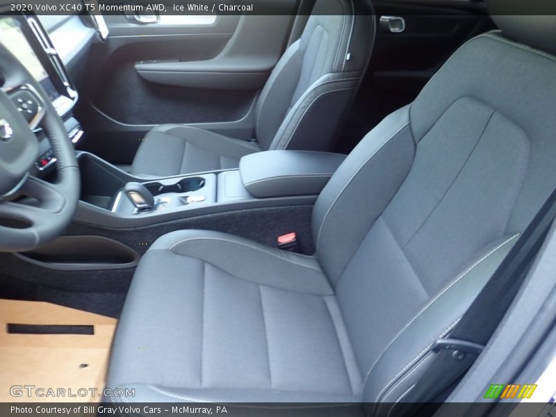 Ice White / Charcoal 2020 Volvo XC40 T5 Momentum AWD