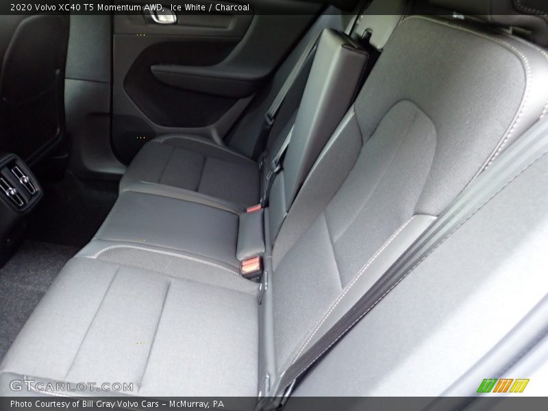 Ice White / Charcoal 2020 Volvo XC40 T5 Momentum AWD