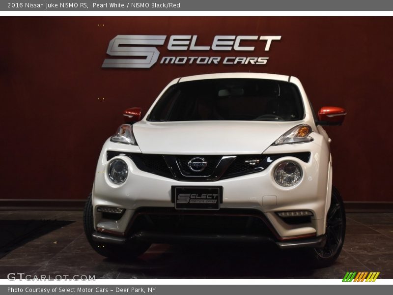 Pearl White / NISMO Black/Red 2016 Nissan Juke NISMO RS