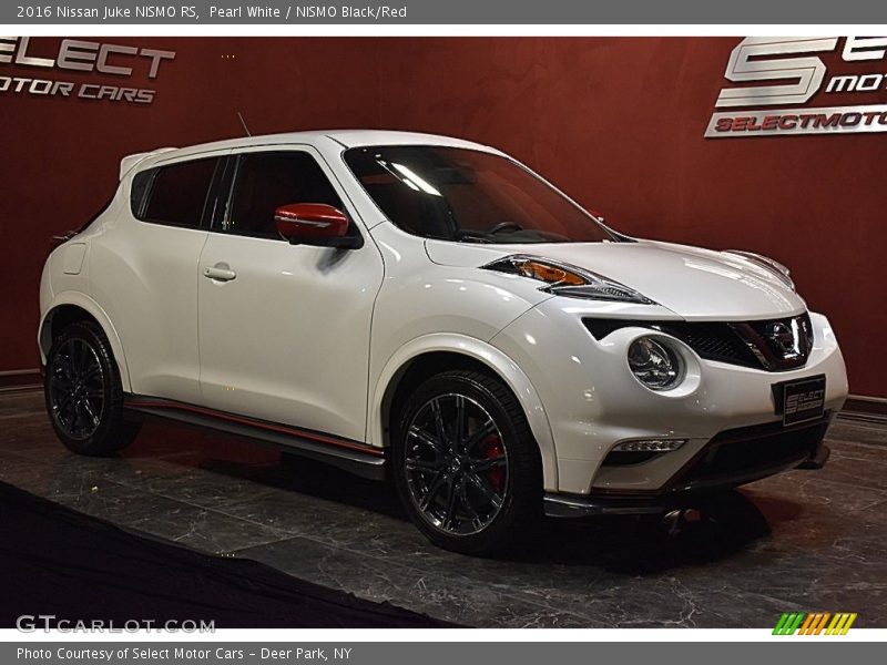 Pearl White / NISMO Black/Red 2016 Nissan Juke NISMO RS