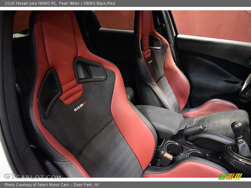 Pearl White / NISMO Black/Red 2016 Nissan Juke NISMO RS