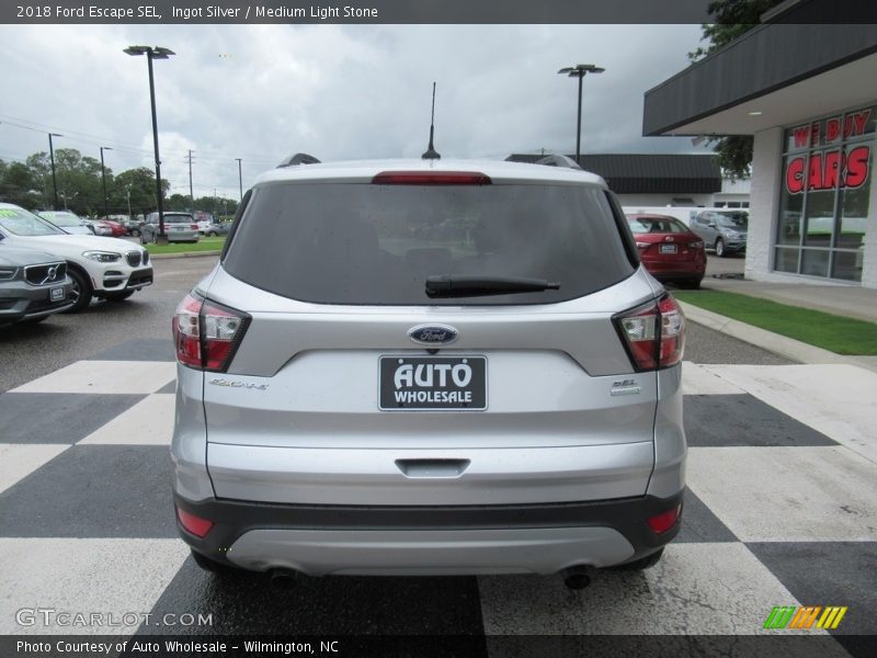 Ingot Silver / Medium Light Stone 2018 Ford Escape SEL