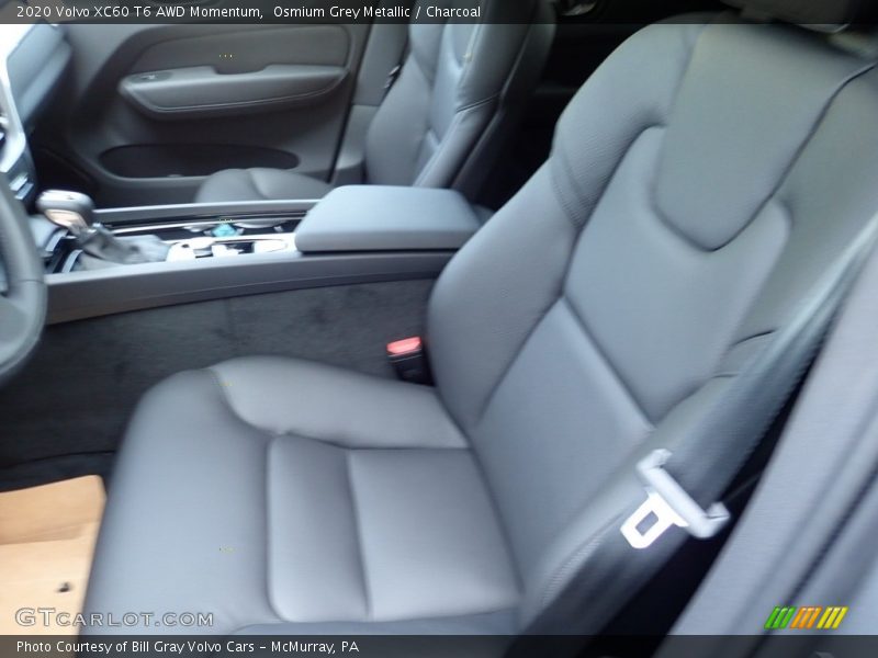 Osmium Grey Metallic / Charcoal 2020 Volvo XC60 T6 AWD Momentum