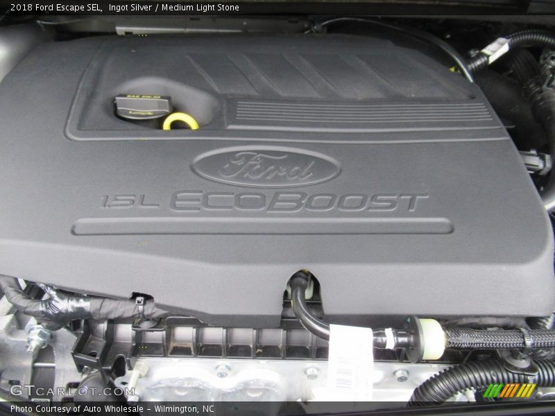 Ingot Silver / Medium Light Stone 2018 Ford Escape SEL