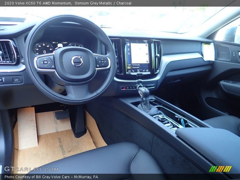 Dashboard of 2020 XC60 T6 AWD Momentum