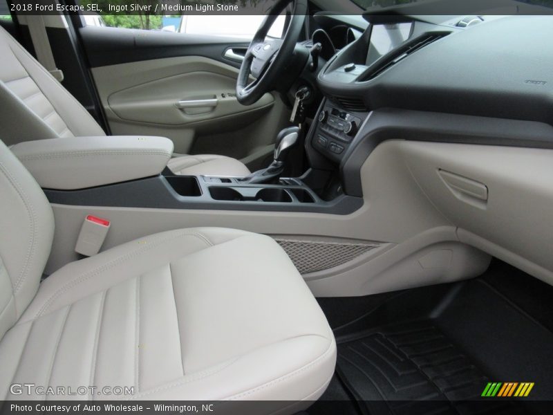 Ingot Silver / Medium Light Stone 2018 Ford Escape SEL