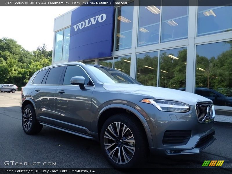 Front 3/4 View of 2020 XC90 T6 AWD Momentum