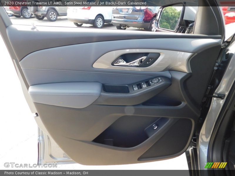 Satin Steel Metallic / Jet Black/­Dark Galvanized 2020 Chevrolet Traverse LT AWD
