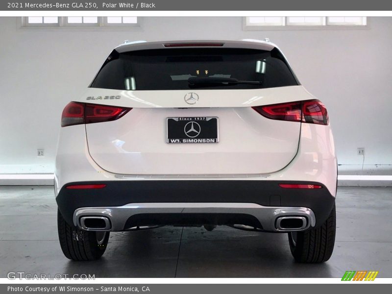 Polar White / Black 2021 Mercedes-Benz GLA 250