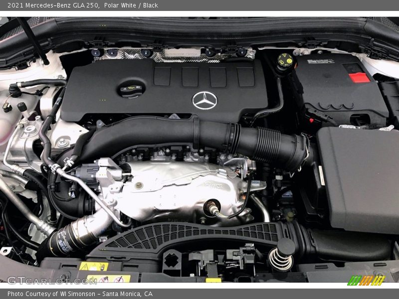 Polar White / Black 2021 Mercedes-Benz GLA 250