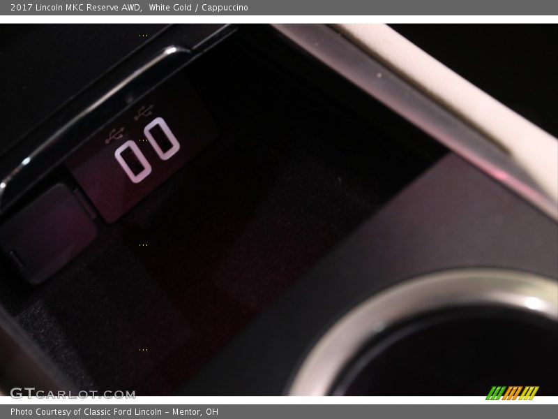 White Gold / Cappuccino 2017 Lincoln MKC Reserve AWD