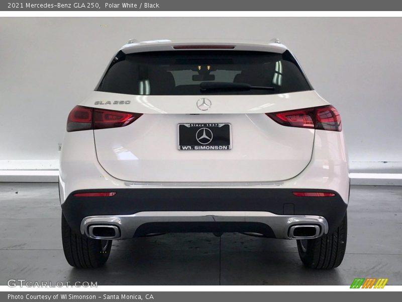 Polar White / Black 2021 Mercedes-Benz GLA 250