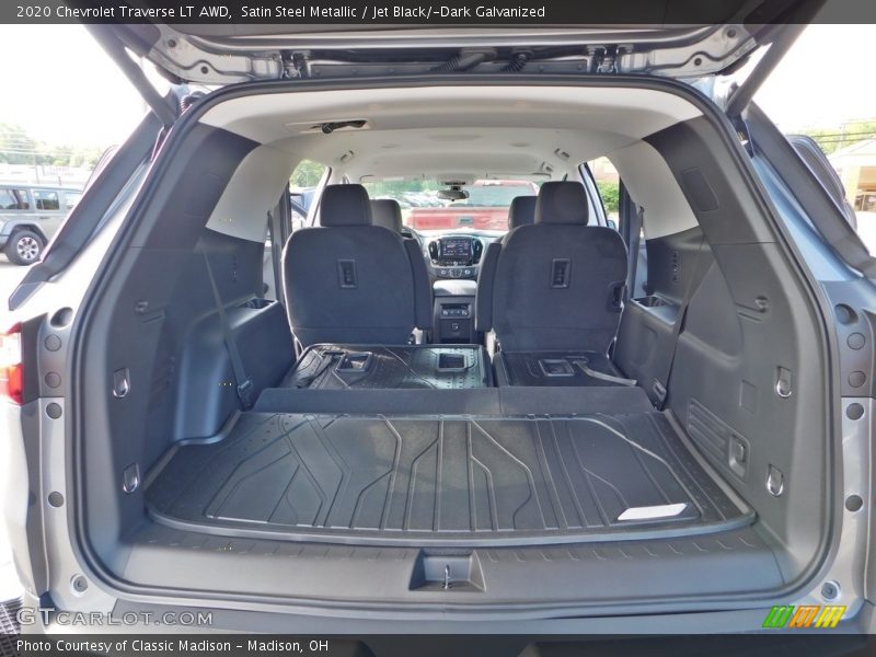 Satin Steel Metallic / Jet Black/­Dark Galvanized 2020 Chevrolet Traverse LT AWD