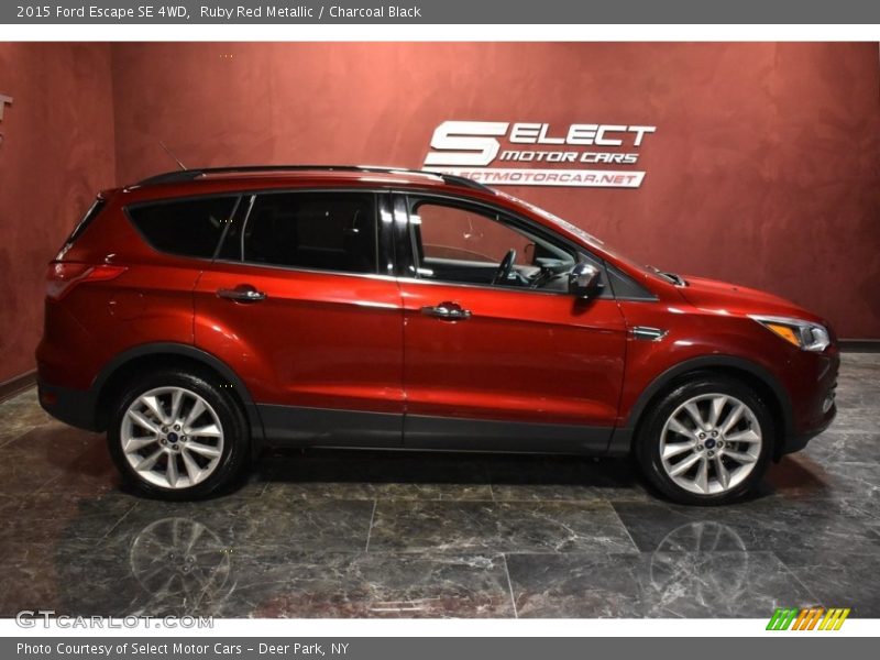 Ruby Red Metallic / Charcoal Black 2015 Ford Escape SE 4WD