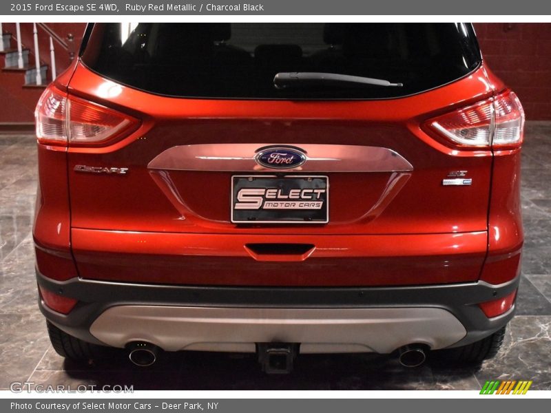 Ruby Red Metallic / Charcoal Black 2015 Ford Escape SE 4WD