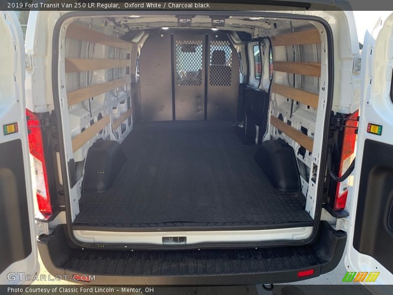 2019 Transit Van 250 LR Regular Trunk
