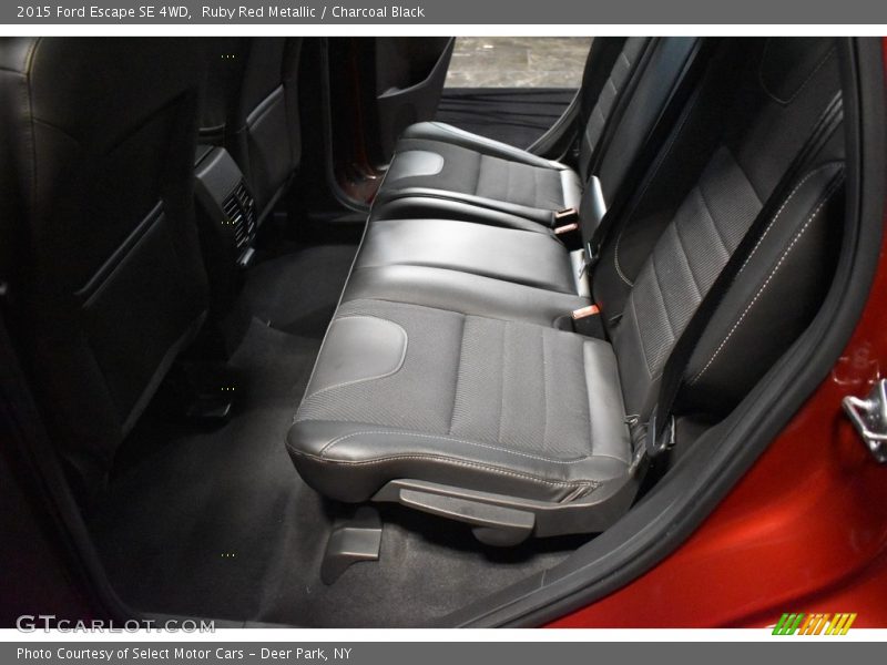 Ruby Red Metallic / Charcoal Black 2015 Ford Escape SE 4WD