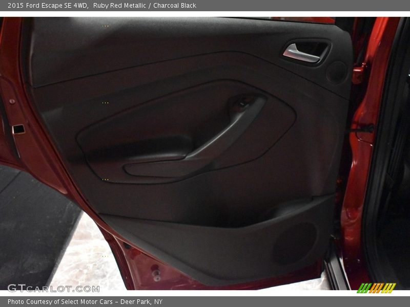 Ruby Red Metallic / Charcoal Black 2015 Ford Escape SE 4WD