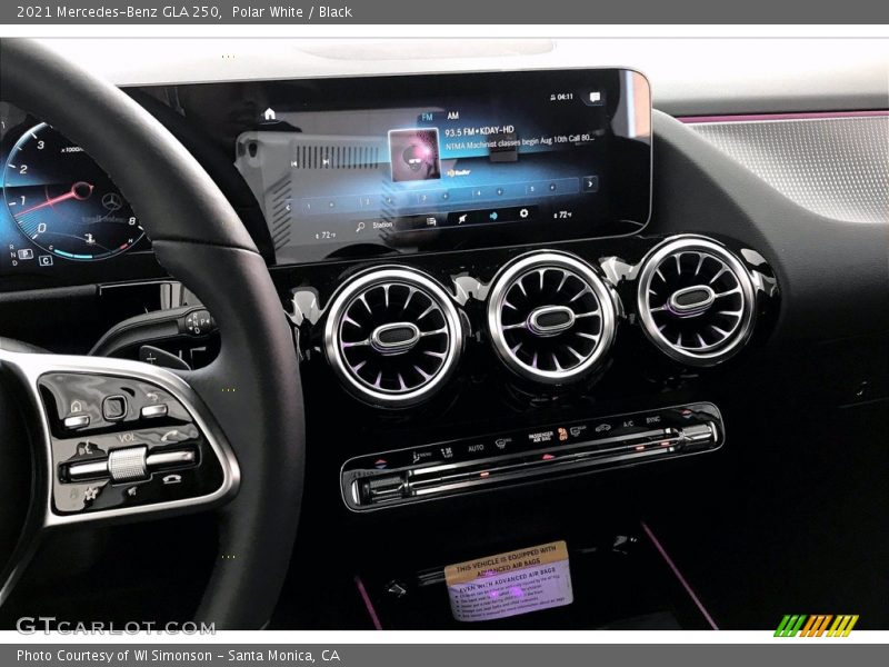 Polar White / Black 2021 Mercedes-Benz GLA 250