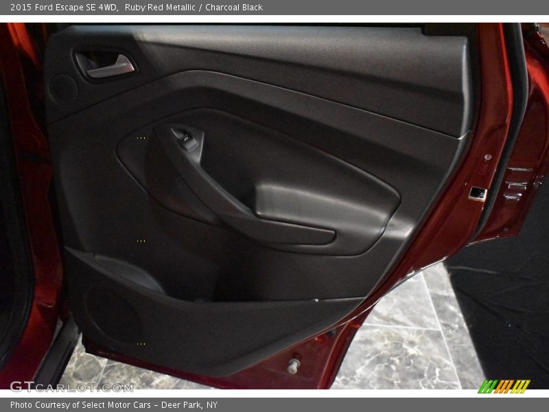Ruby Red Metallic / Charcoal Black 2015 Ford Escape SE 4WD