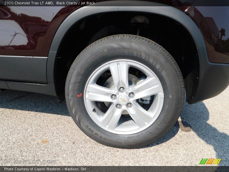 Black Cherry / Jet Black 2020 Chevrolet Trax LT AWD