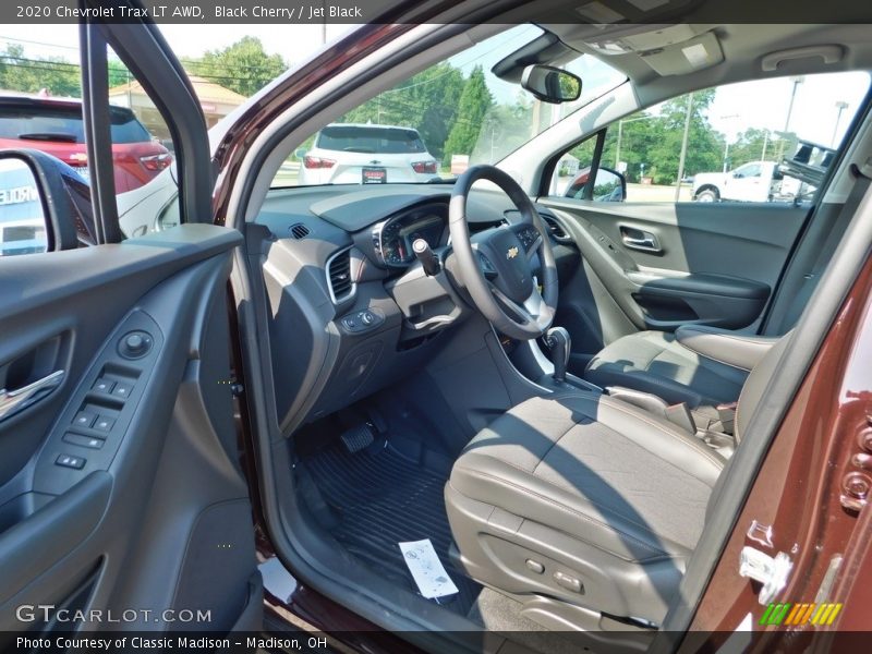 Black Cherry / Jet Black 2020 Chevrolet Trax LT AWD