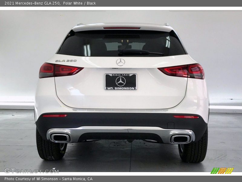 Polar White / Black 2021 Mercedes-Benz GLA 250