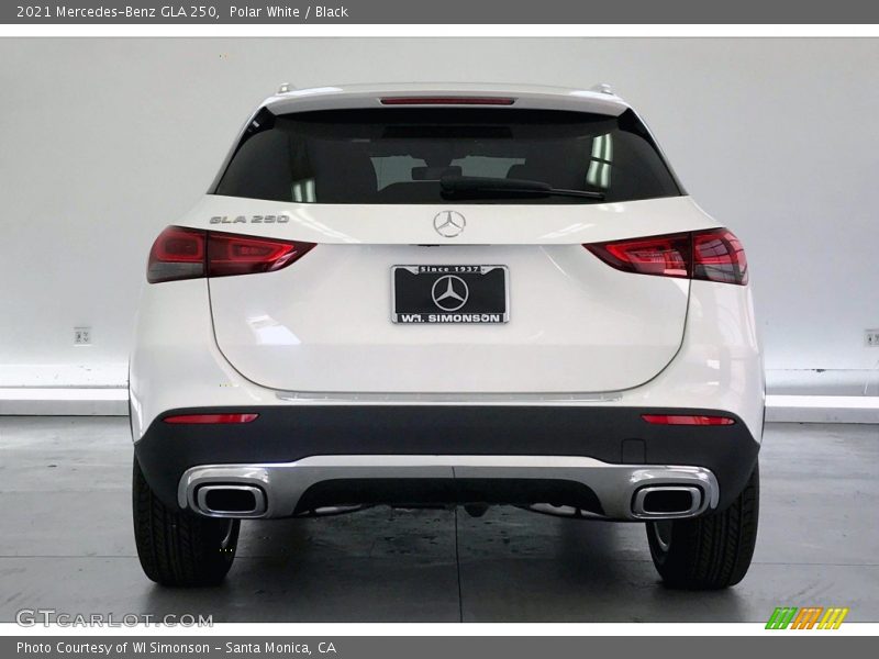 Polar White / Black 2021 Mercedes-Benz GLA 250