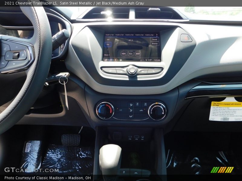 Satin Steel Metallic / Jet Black/Medium Ash Gray 2021 Chevrolet TrailBlazer LS