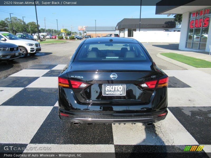 Super Black / Charcoal 2020 Nissan Altima SR