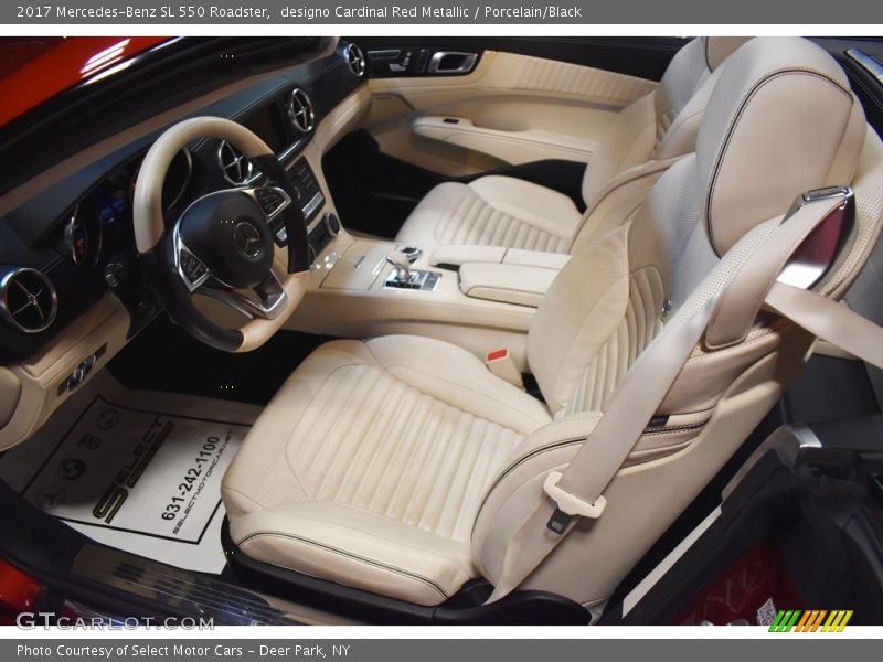 designo Cardinal Red Metallic / Porcelain/Black 2017 Mercedes-Benz SL 550 Roadster