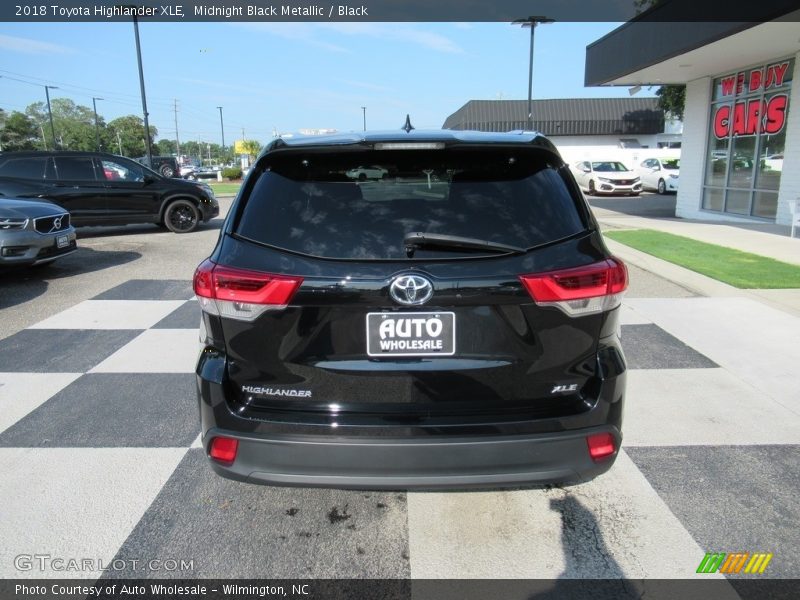 Midnight Black Metallic / Black 2018 Toyota Highlander XLE