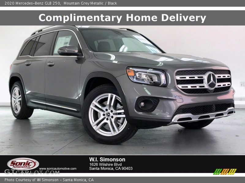 Mountain Grey Metallic / Black 2020 Mercedes-Benz GLB 250