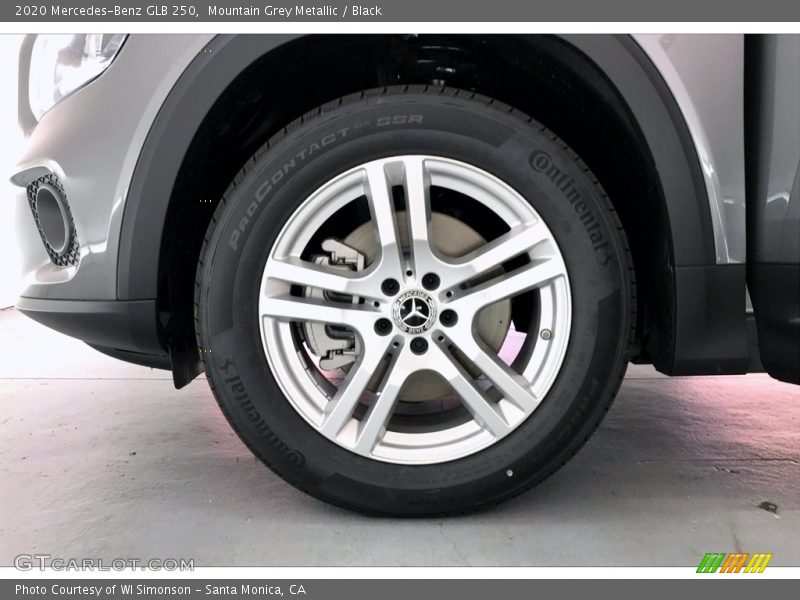 Mountain Grey Metallic / Black 2020 Mercedes-Benz GLB 250