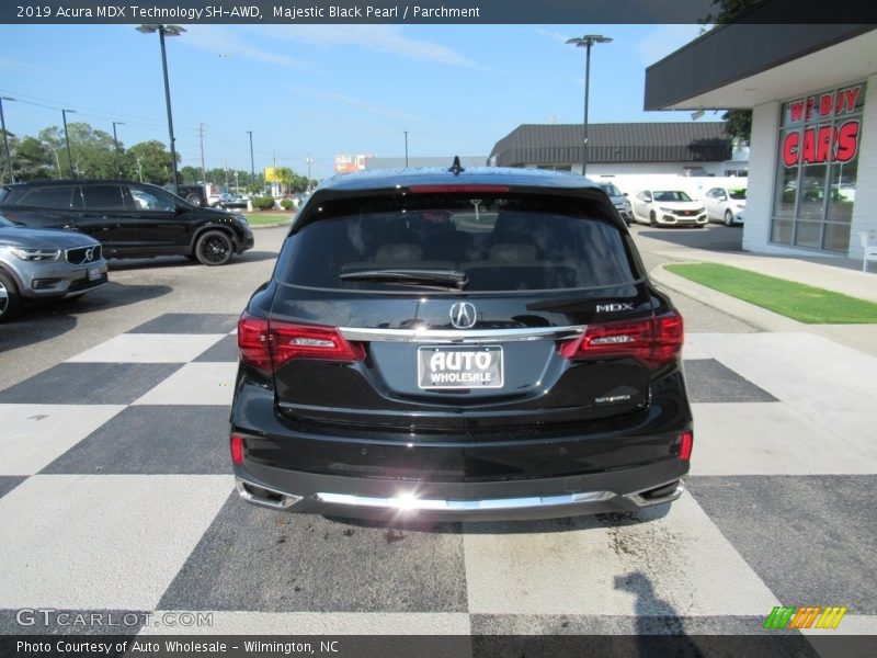 Majestic Black Pearl / Parchment 2019 Acura MDX Technology SH-AWD